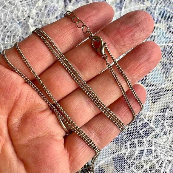 Cute Multi-charm Leaves Long Pendant Necklace - Picture 5 of 7